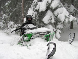 Motoneige hors piste, Chic-Chocs, GaspésieAdrénaline Hors Piste