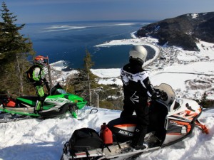 motoneige hors piste, Chic-Chocs, Gaspésie Adrénaline Hors Piste